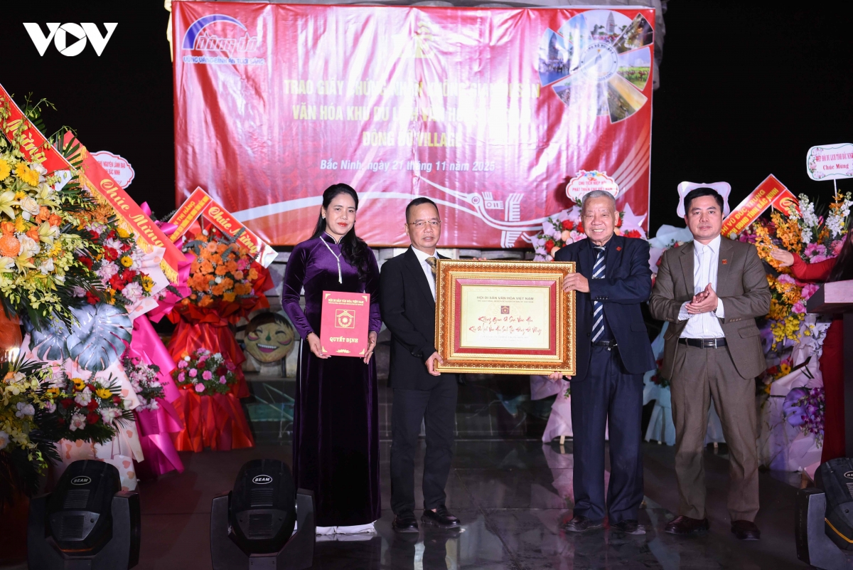 bac ninh tai hien di san van hoa cong dong lang que hinh anh 1