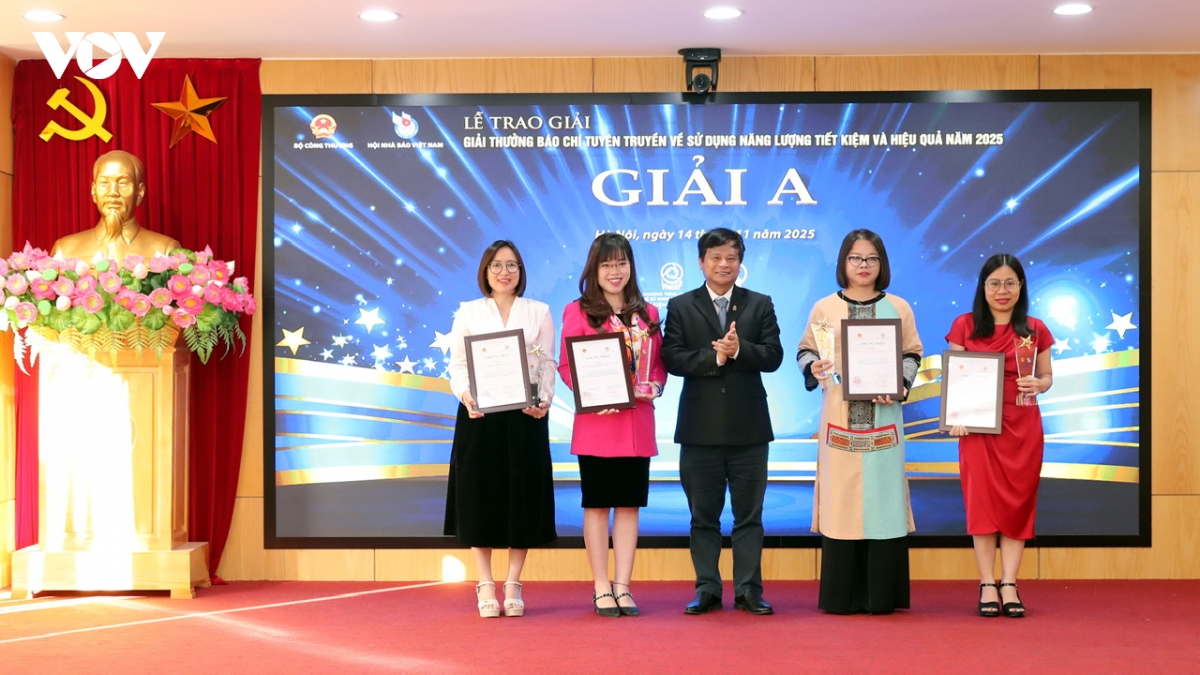 trao giai cho 40 tac pham viet ve su dung nang luong tiet kiem - hieu qua 2025 hinh anh 4