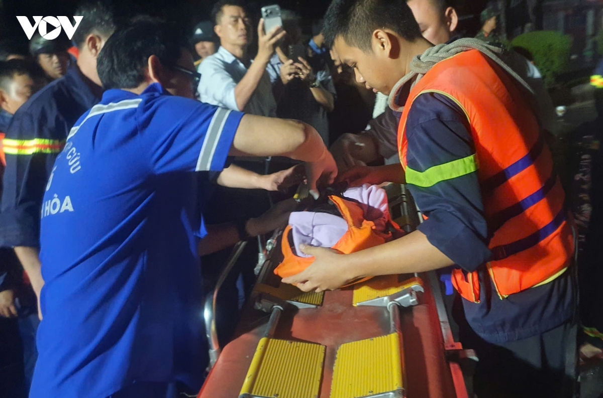 hon 3.000 nguoi duoc cuu an toan trong 1 tuan mua lu o khanh hoa hinh anh 2