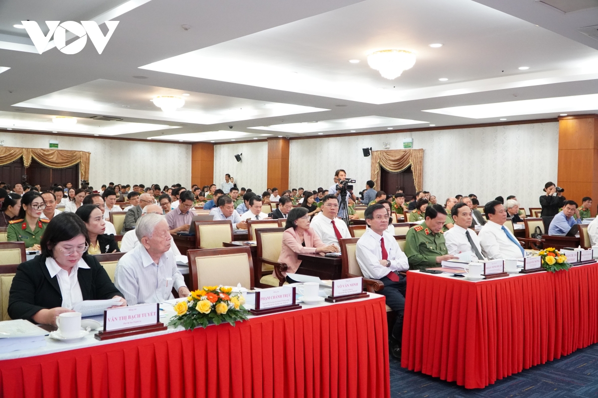 can dua quyen con nguoi thanh mon hoc tu mam non den dai hoc hinh anh 2