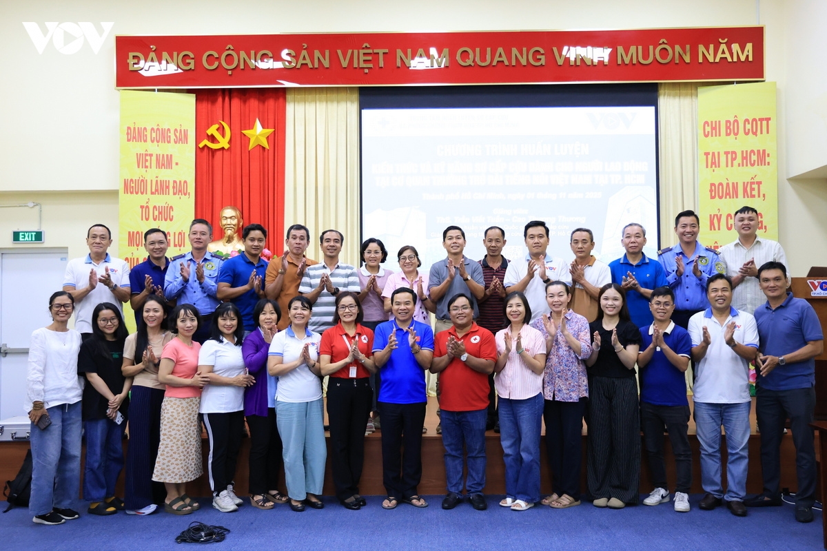 vov tp.hcm tap huan ky nang so cap cuu cho nguoi lao dong hinh anh 5