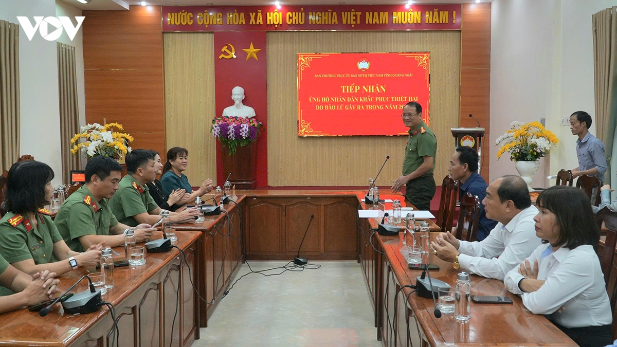 ho tro tinh quang ngai, vinh long khac phuc hau qua mua bao hinh anh 1