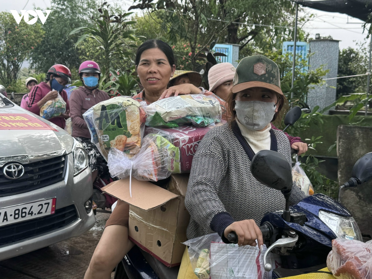 vov tay nguyen ho tro gao ba con vung ron lu phia Dong tinh Dak lak hinh anh 2