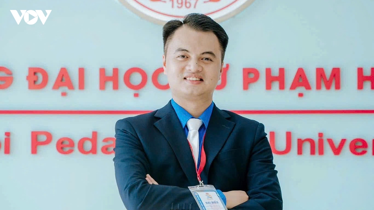 hoc sinh gioi quoc gia 3 lan thi dai hoc, tro thanh thu khoa o tuoi gan 30 hinh anh 1