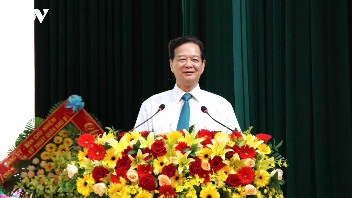 truong quan su quan khu 9 don nhan huan chuong bao ve to quoc hang nhi hinh anh 3