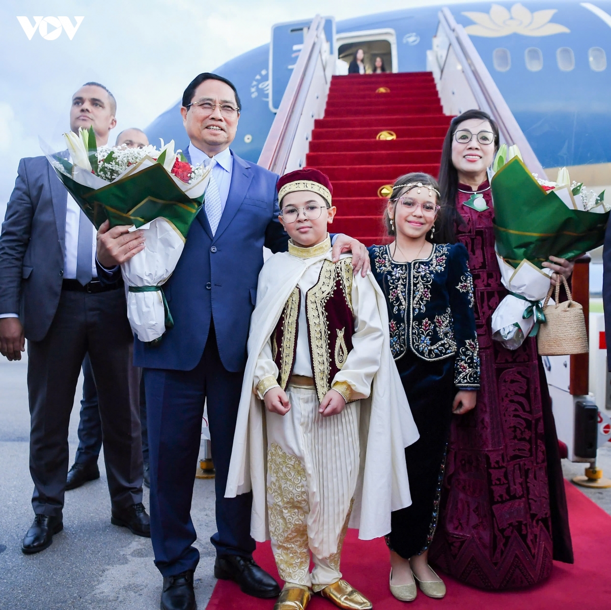 thu tuong pham minh chinh bat dau chuyen tham chinh thuc algeria hinh anh 2