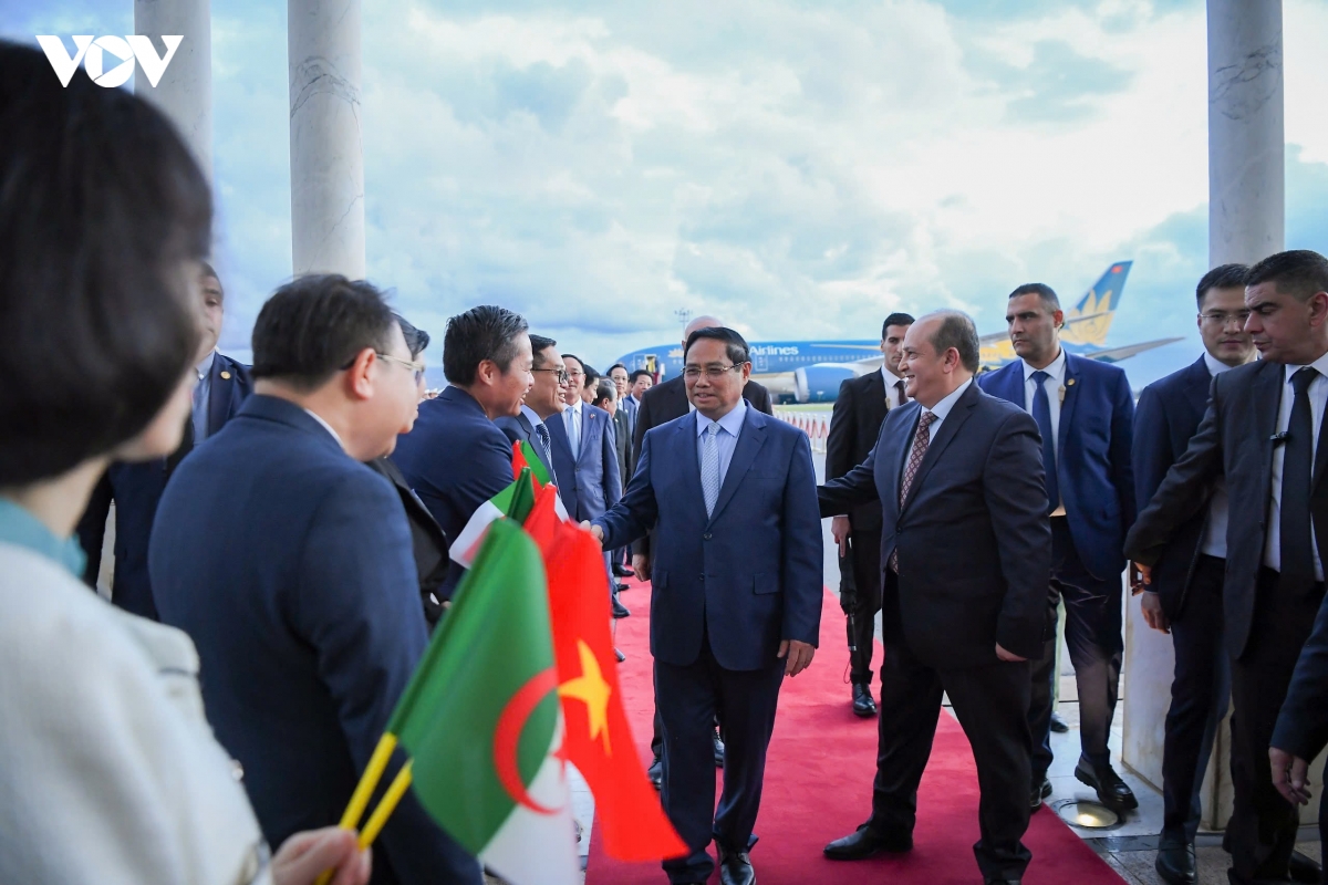 thu tuong pham minh chinh bat dau chuyen tham chinh thuc algeria hinh anh 6