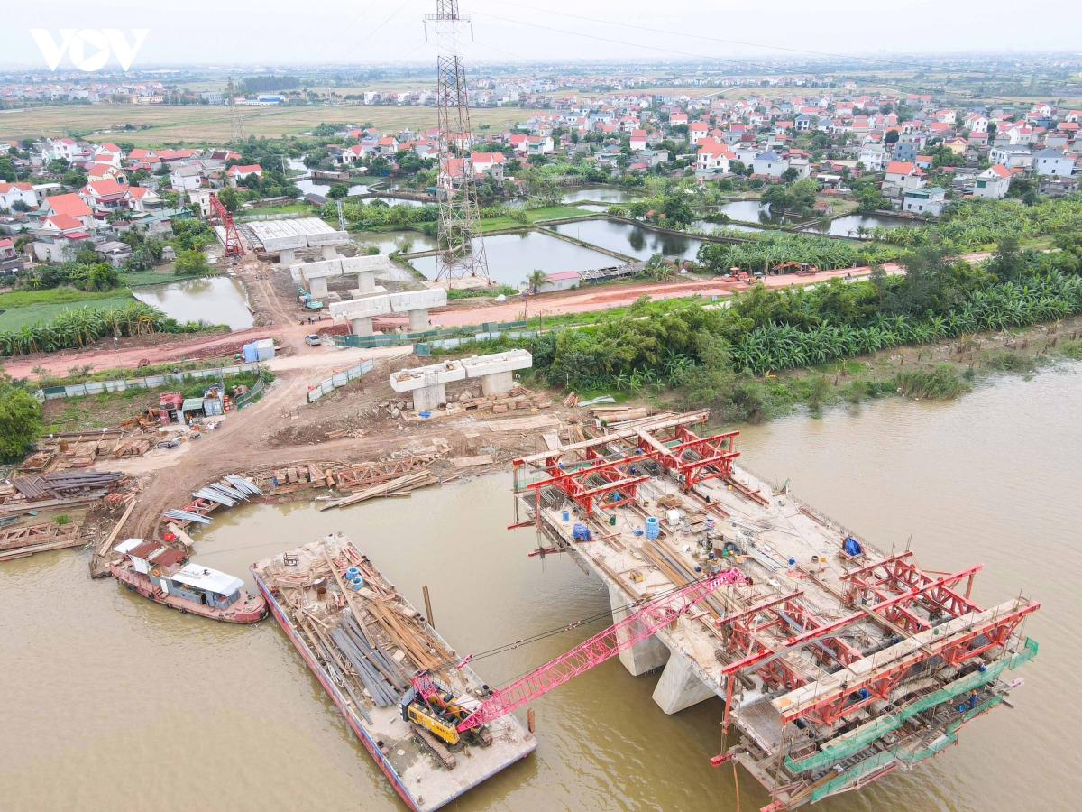 du an cau hon 2.000 ty bi chu tich tinh bac ninh phe binh, tien do gio ra sao hinh anh 9