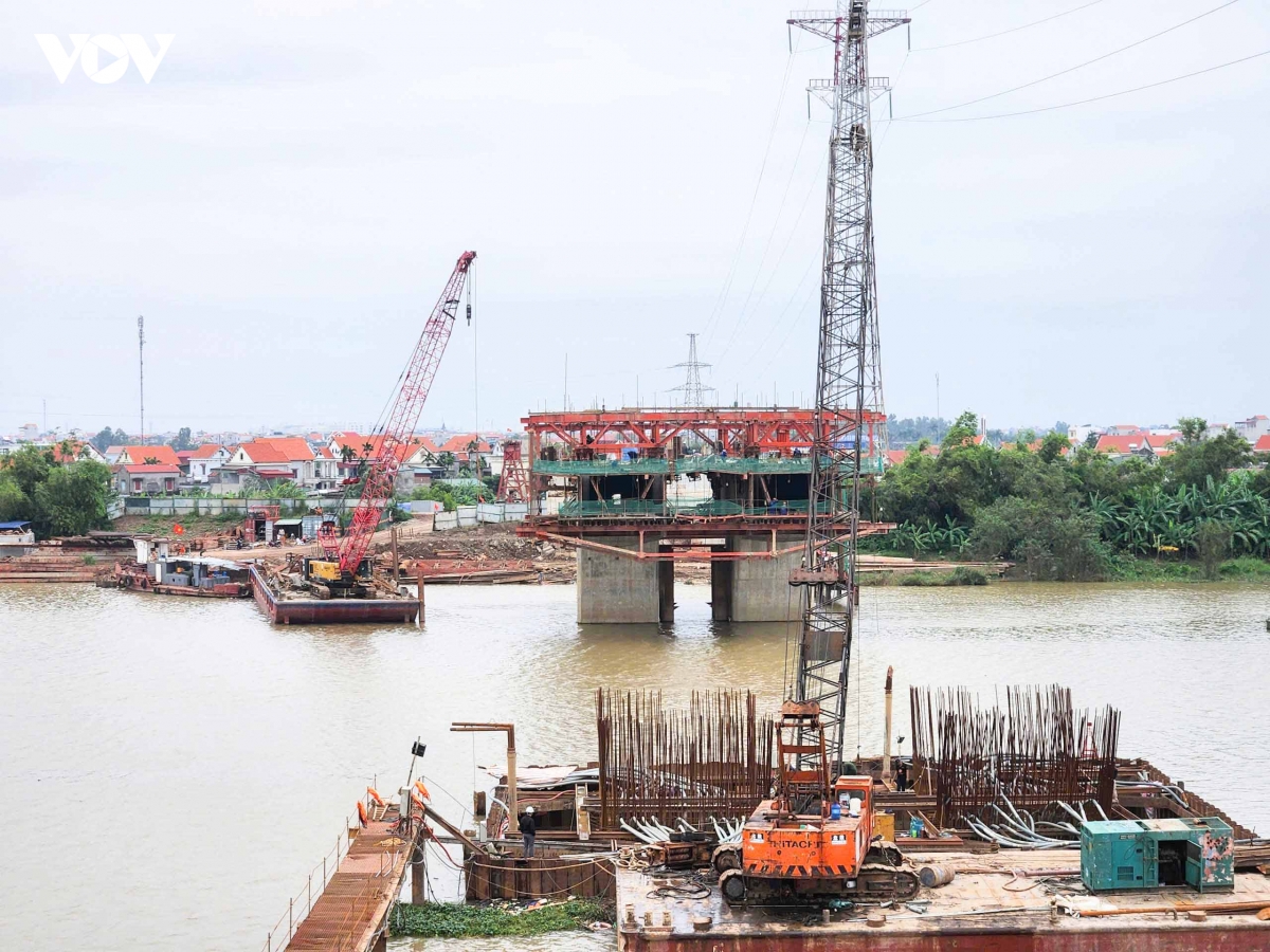 du an cau hon 2.000 ty bi chu tich tinh bac ninh phe binh, tien do gio ra sao hinh anh 11