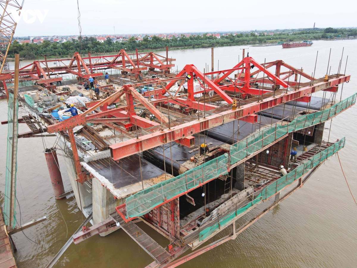 du an cau hon 2.000 ty bi chu tich tinh bac ninh phe binh, tien do gio ra sao hinh anh 10