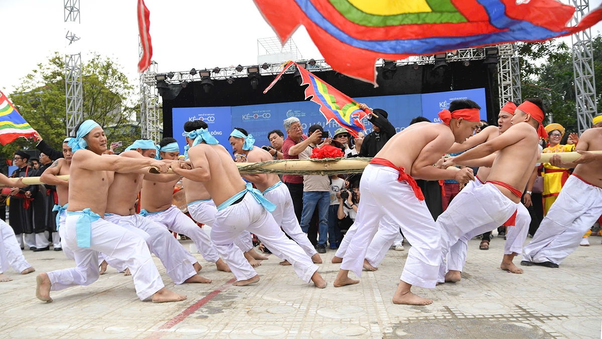 trai trang coi tran trinh dien nghi le va tro choi keo co tai ha noi hinh anh 13