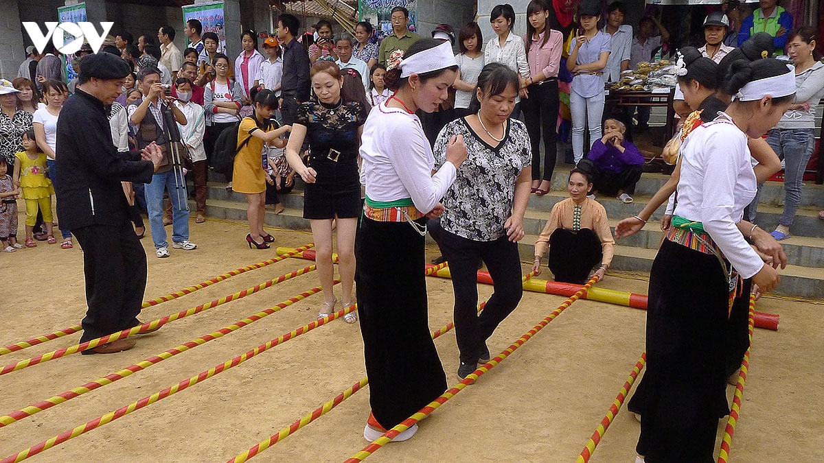 nhieu hoat dong van hoa dan toc dac sac phuc vu nguoi dan thu do va du khach hinh anh 1