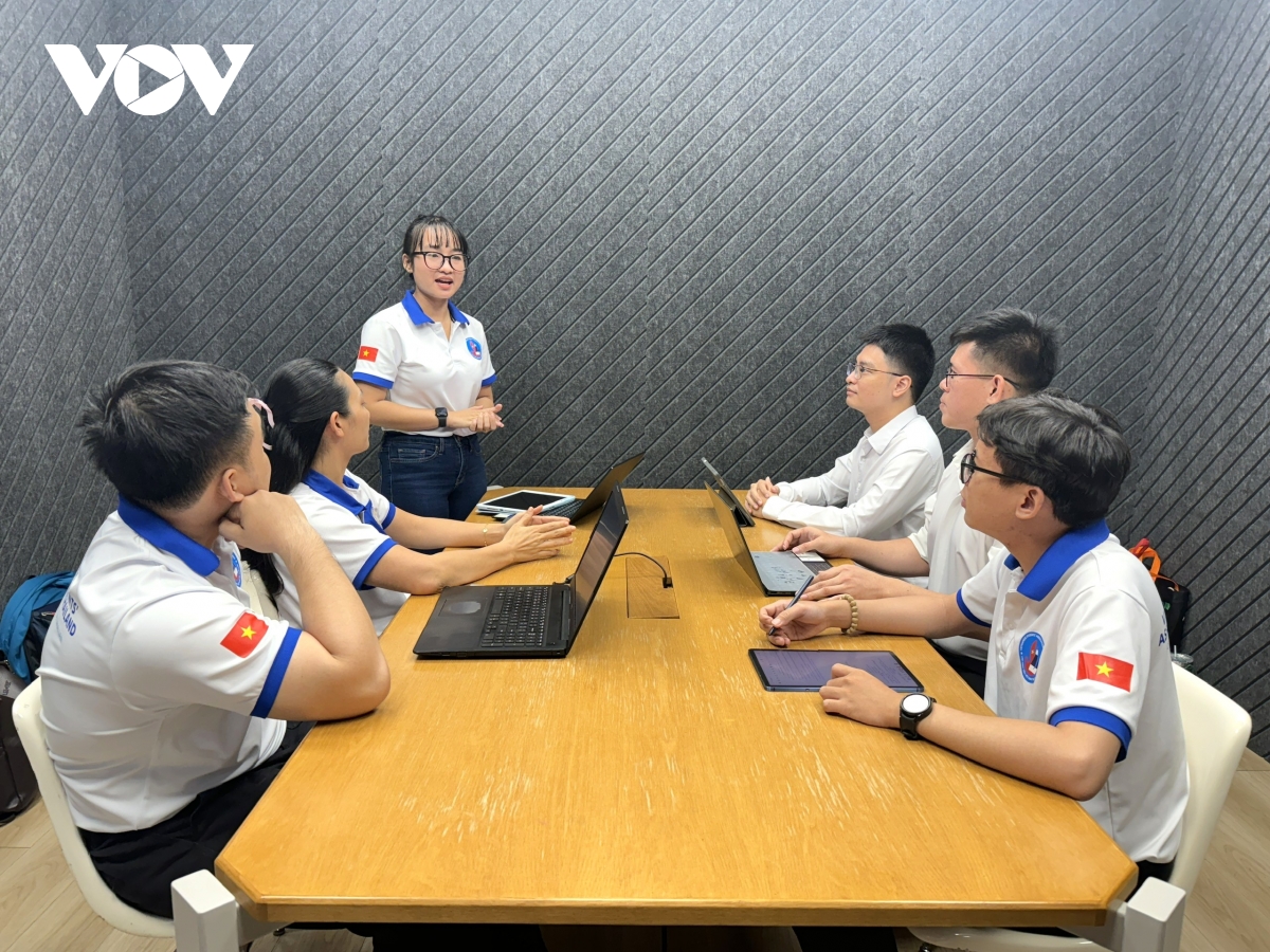 Trí thức trẻ Việt Nam tại Thái Lan góp ý Văn kiện Đại hội XIV của Đảng