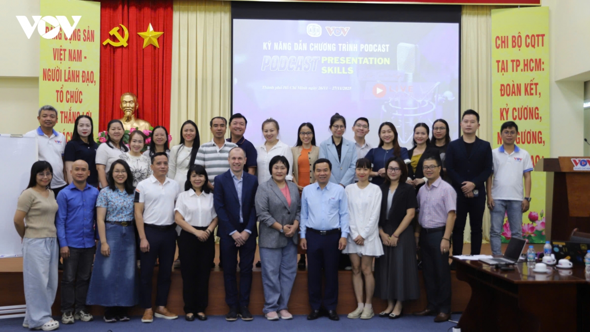 vov tap huan ky nang podcast cung chuyen gia abu va thaipbs hinh anh 1