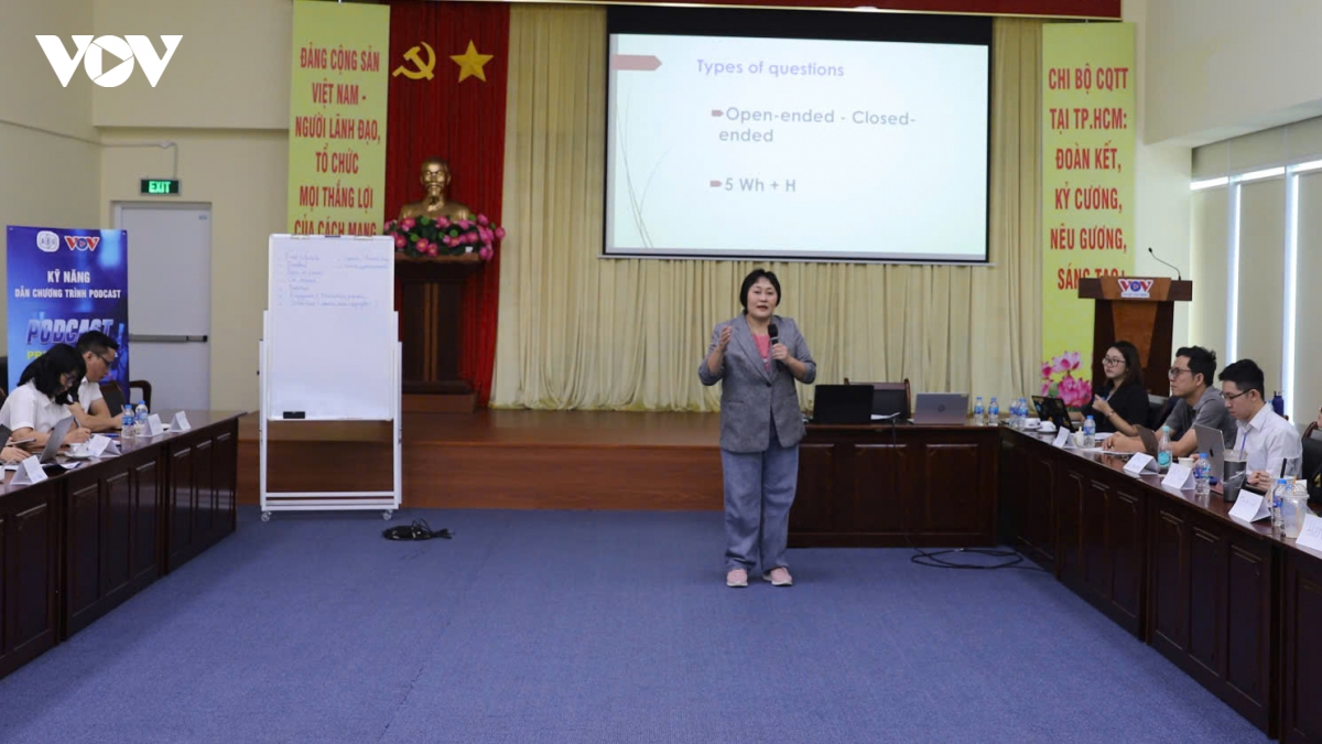 vov tap huan ky nang podcast cung chuyen gia abu va thaipbs hinh anh 5