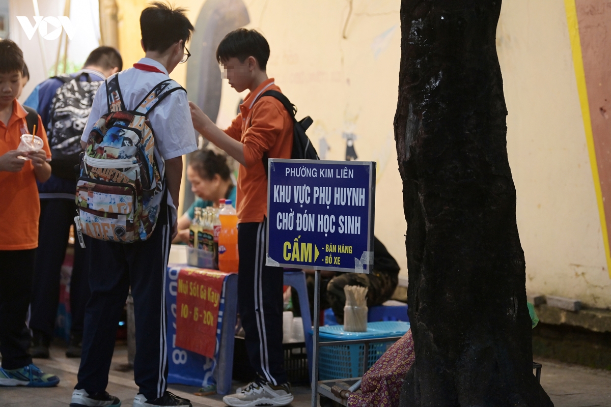 qua vat cong truong niem vui va thach thuc cho suc khoe hoc sinh hinh anh 5