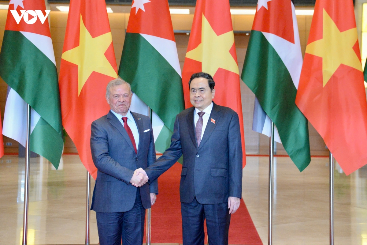 toan canh quoc vuong jordan lan dau tham chinh thuc viet nam hinh anh 4