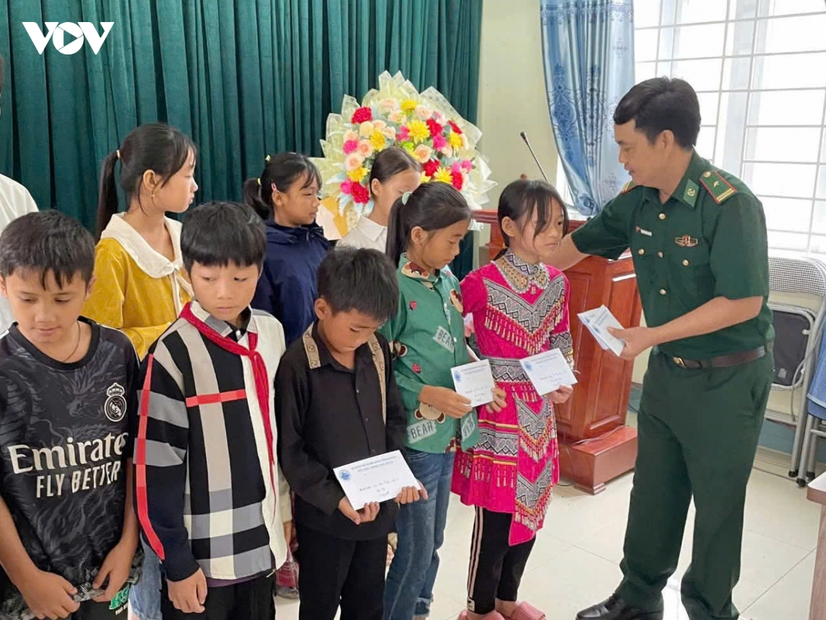 nghia tinh quan - dan vun dap uoc mo hoc tro noi bien cuong thanh hoa hinh anh 6