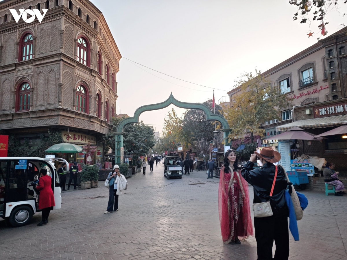 net quyen ru cua thanh co kashgar o tan cuong, trung quoc hinh anh 2