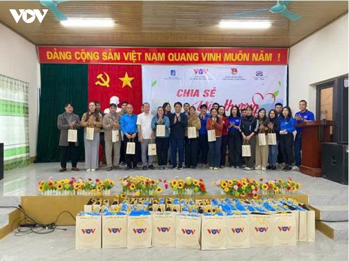 Doan thanh nien khoi quan ly vov trao yeu thuong tai thai nguyen hinh anh 7