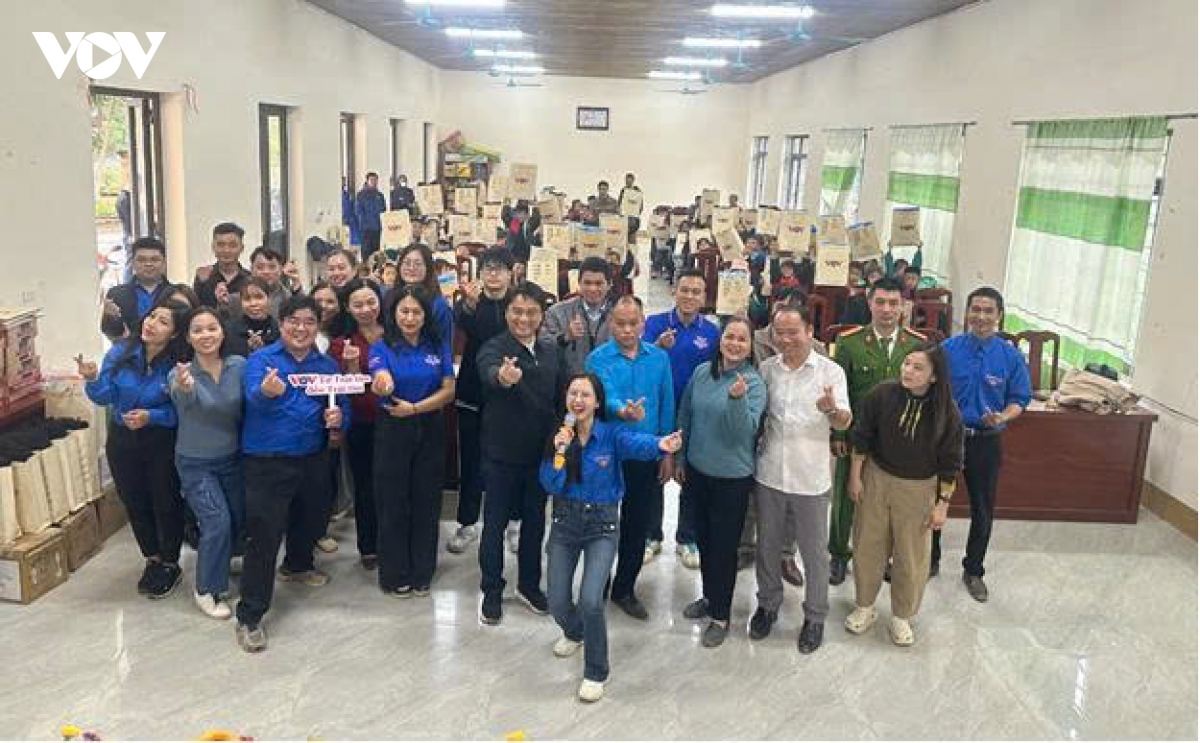 Doan thanh nien khoi quan ly vov trao yeu thuong tai thai nguyen hinh anh 8