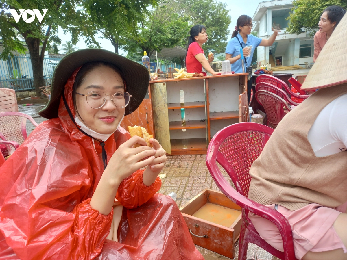 khanh hoa mo lai truong hoc, tung buoc hoi sinh sau lu du hinh anh 7