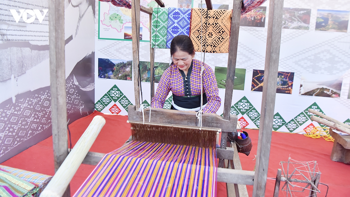 giu gin ban sac, danh thuc tiem nang va gia tri van hoa dan toc muong hinh anh 5
