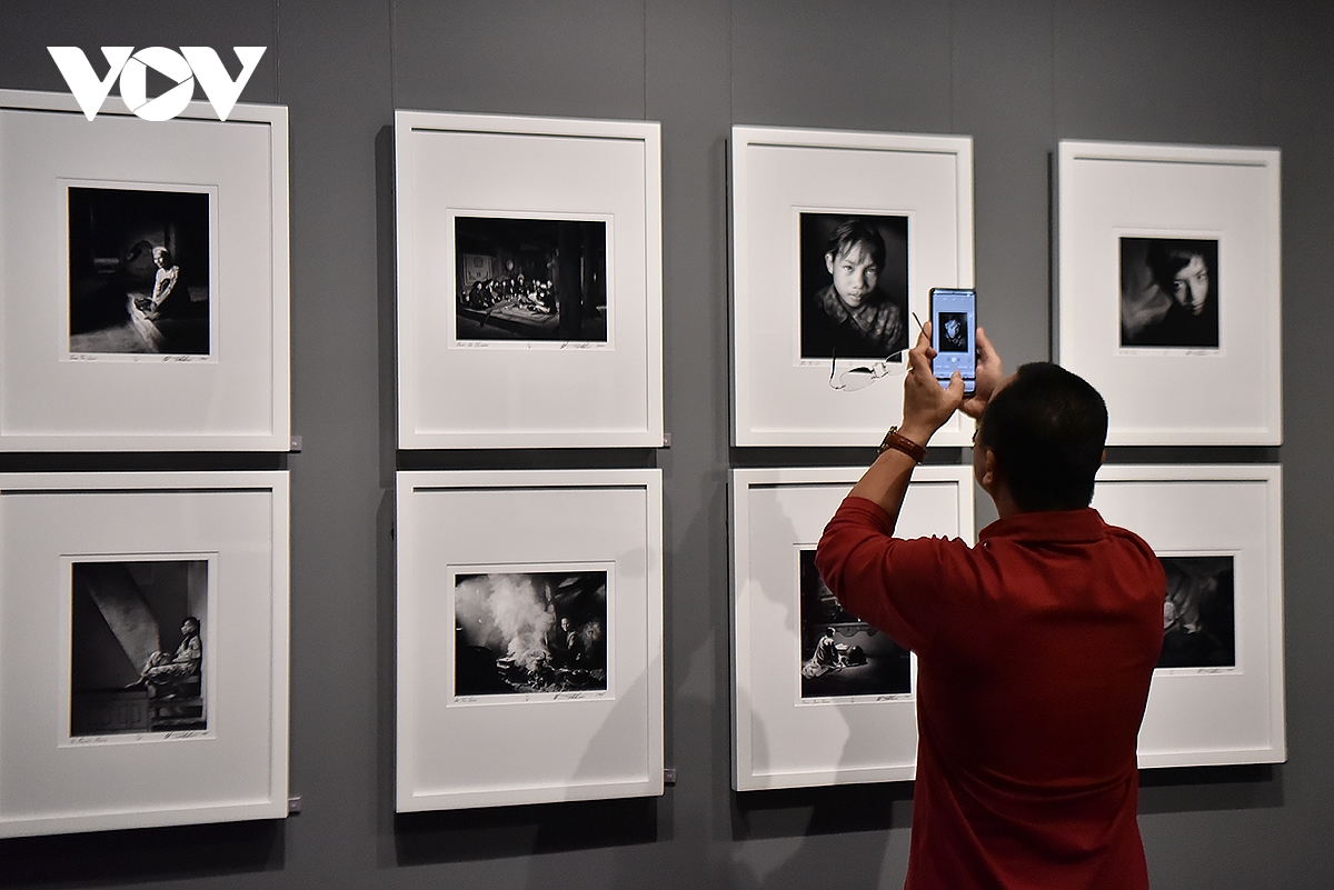 viet nam sau sac va dung di qua ong kinh nhiep anh cua peter steinhauer hinh anh 7