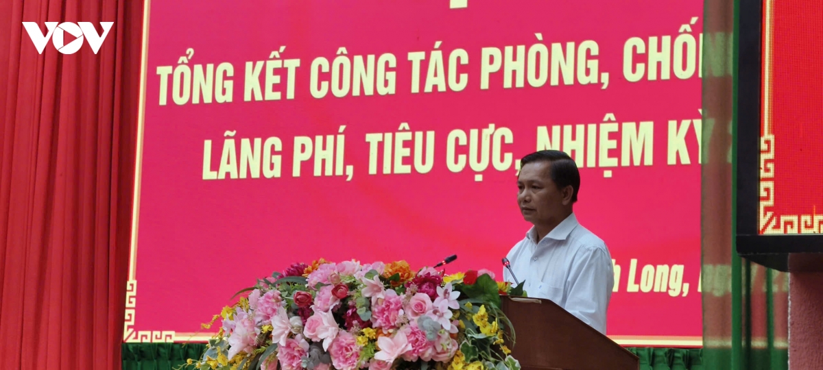 vinh long tong ket cong tac phong, chong tham nhung, lang phi hinh anh 2
