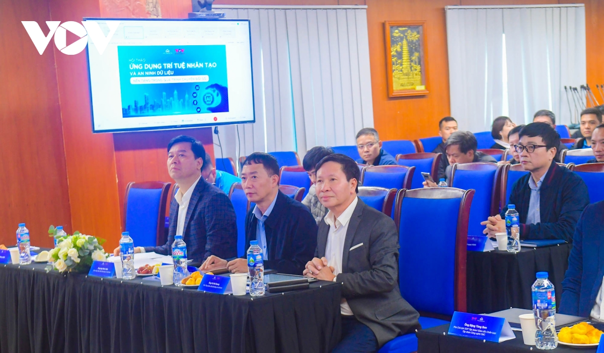 vov thuc day ung dung ai, nang tam bao chi so an toan va hieu qua hinh anh 2