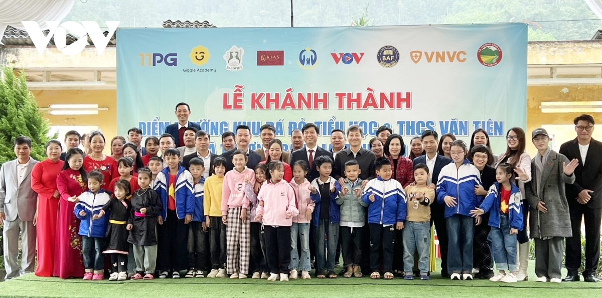 Đài TNVN khánh thành điểm trường Đá Đỏ (Lào Cai)