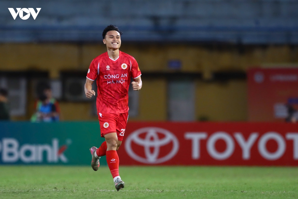 ket qua vong 11 v-league 2025 2026 cahn thang dam ha tinh hinh anh 27