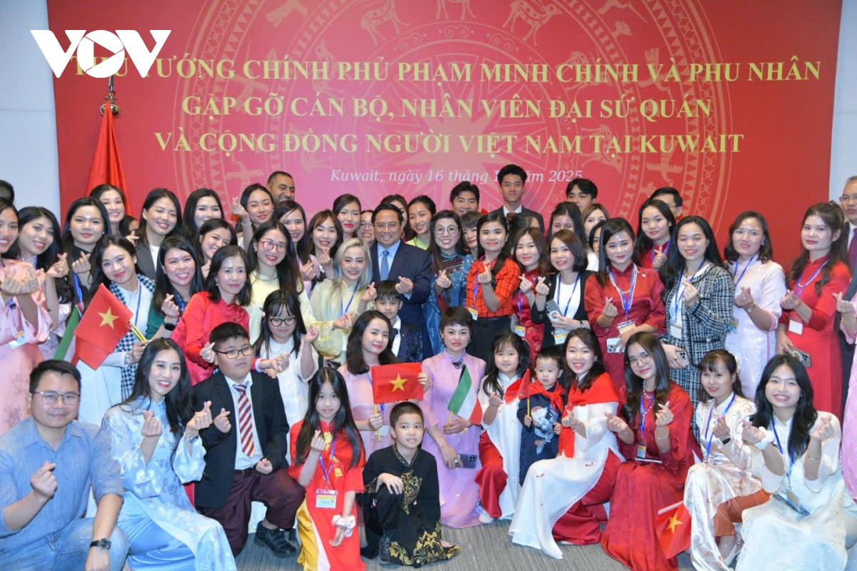 thu tuong pham minh chinh gap go cong dong nguoi viet nam tai kuwait hinh anh 4