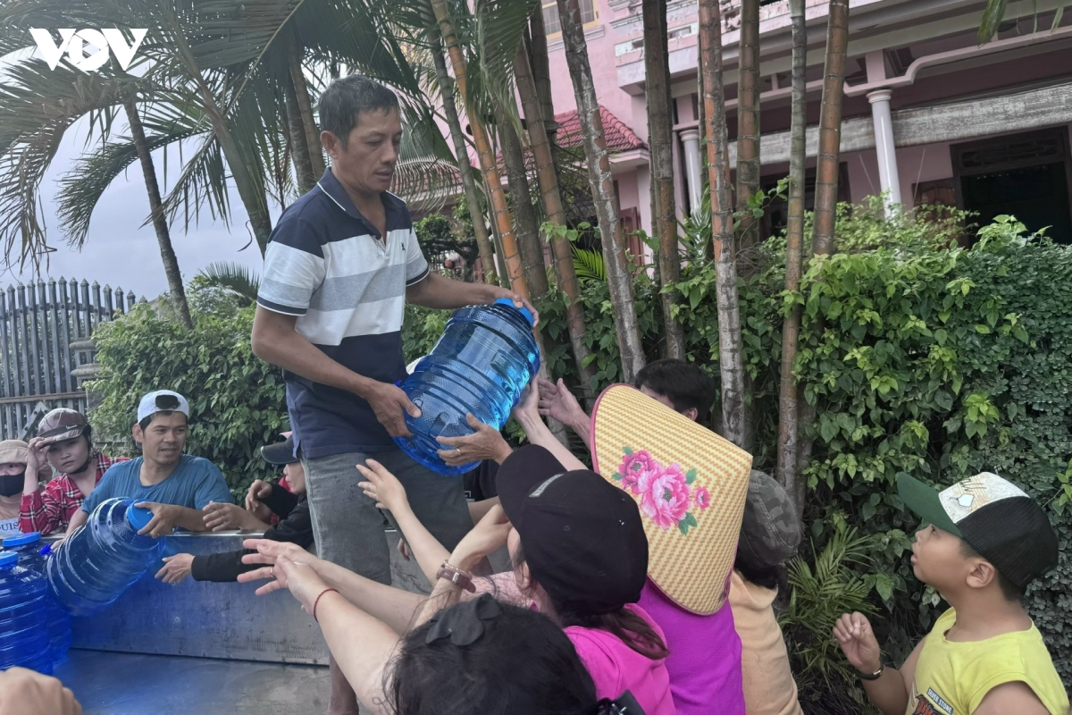 Dak lak khan truong trien khai ho tro nhan dan vung lut hinh anh 2
