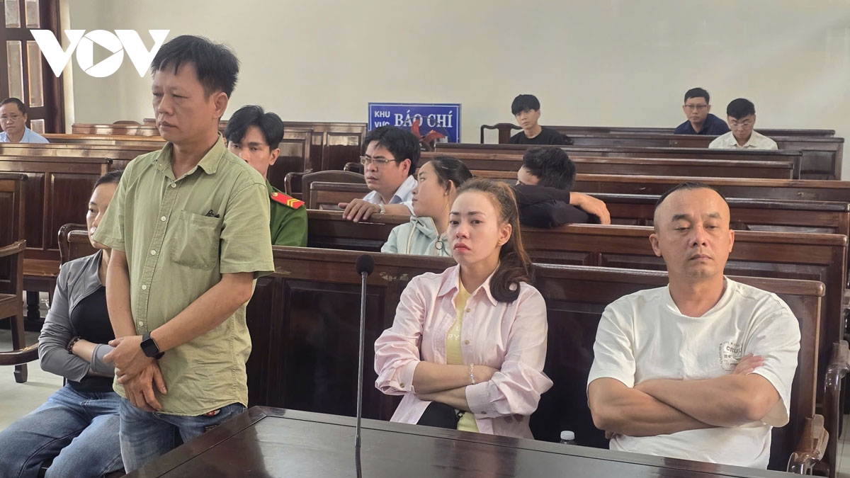 tuyen an tu hinh nguoi phu nu dau doc chong va 3 chau ruot bang xyanua hinh anh 3