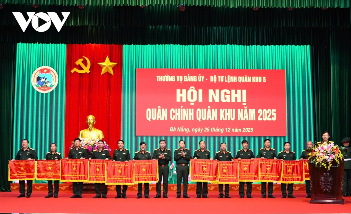 5.000 cán bộ, chiến sĩ Quân khu 5 xây dựng 481 nhà trong chiến dịch Quang Trung