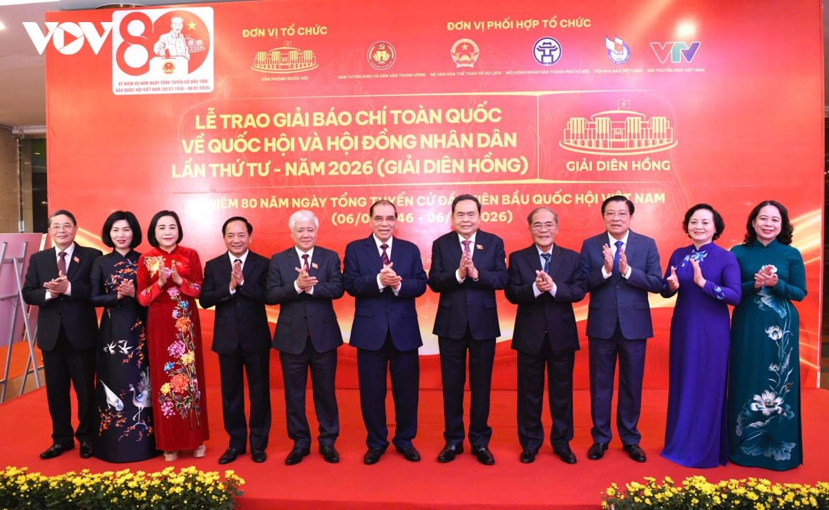 giai bao chi dien hong lan thu 4 vov xuat sac gianh 2 giai thuong hinh anh 2