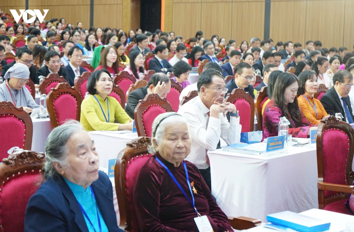 ba hoang thi thu huong giu chuc chu tich hoi lien hiep phu nu tp Da nang hinh anh 2