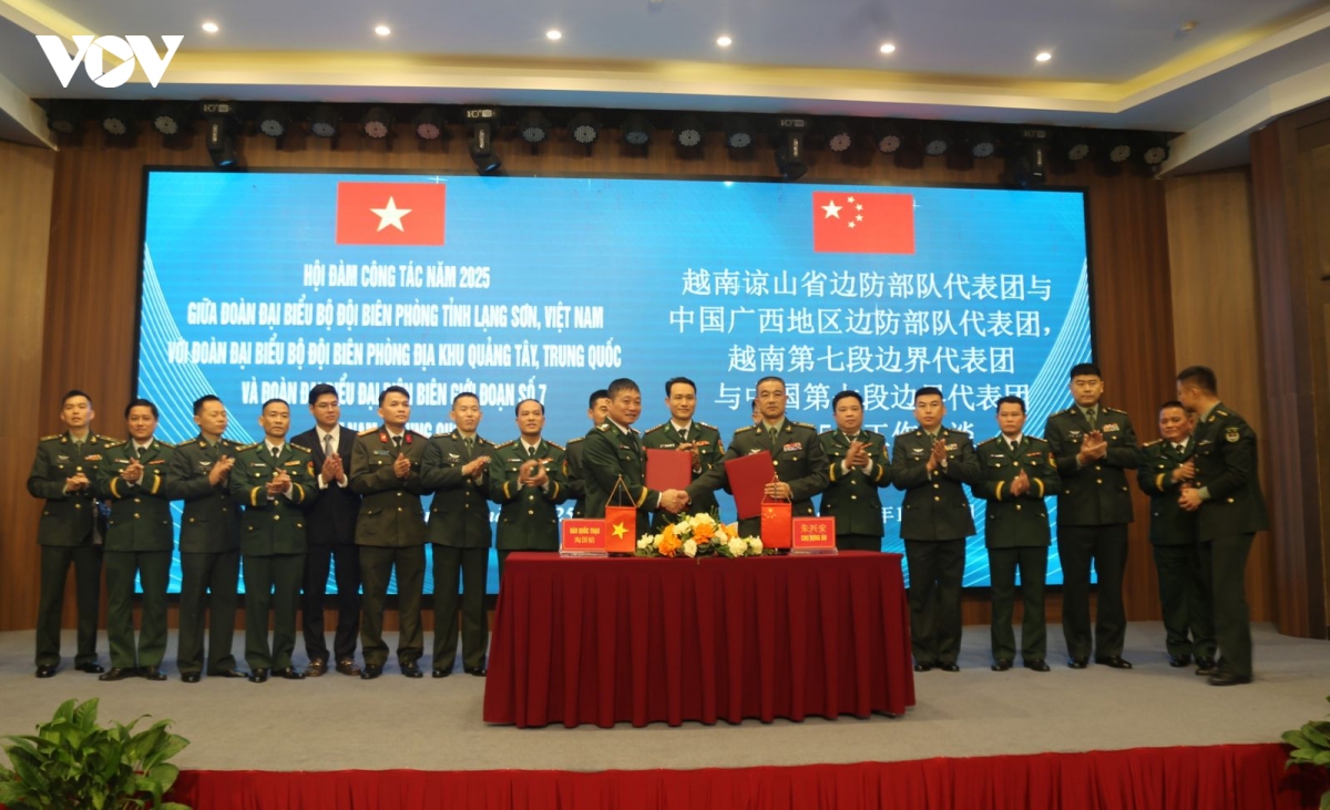 lang son va quang tay tiep tuc tang cuong phoi hop quan ly bien gioi, cua khau hinh anh 4