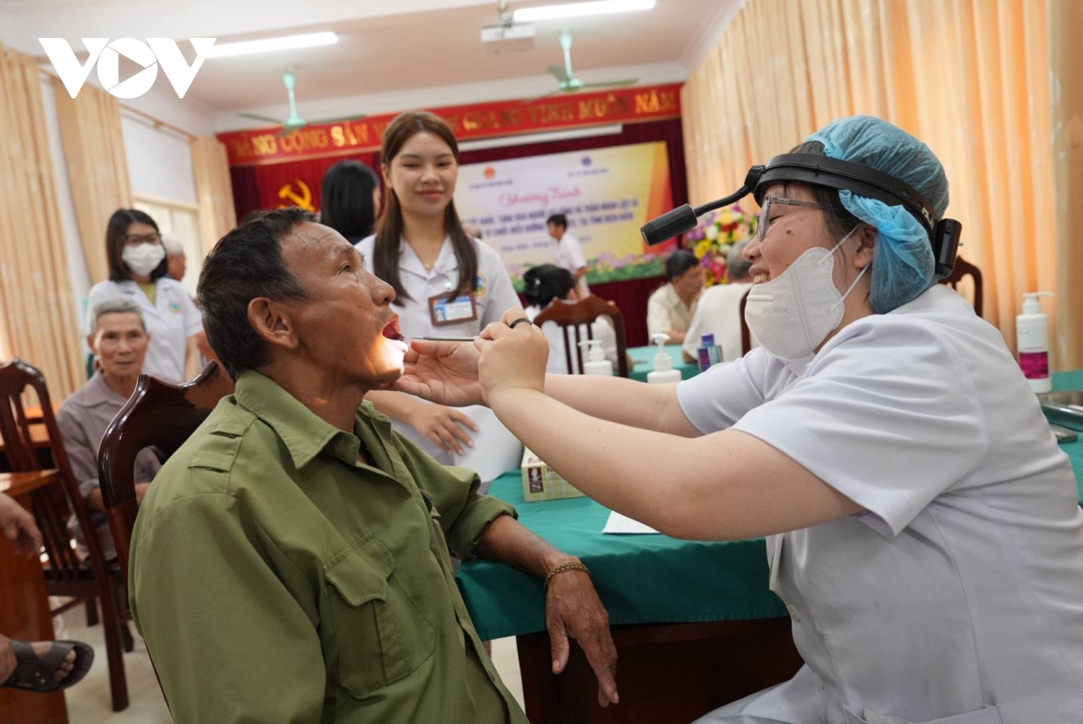 Điện Biên tăng cường hơn 100 bác sĩ để củng cố y tế cơ sở