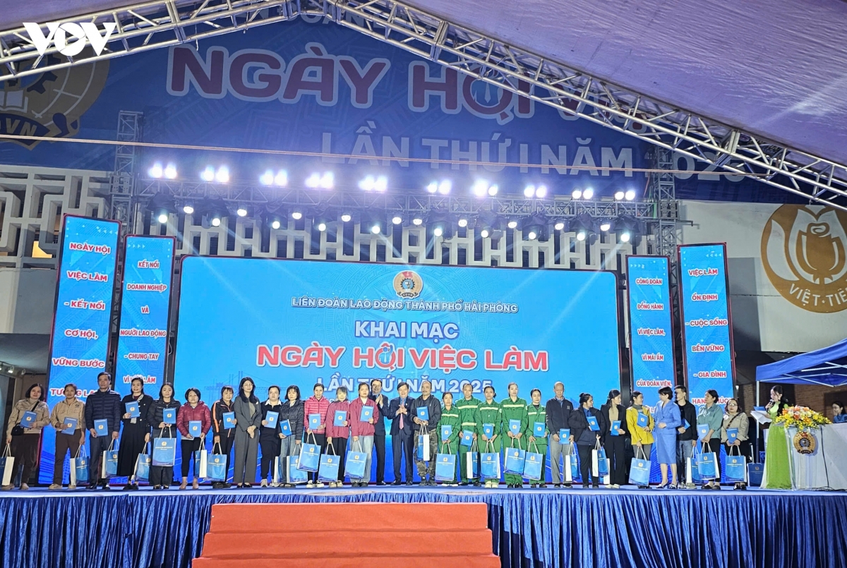 khai mac ngay hoi viec lam tp hai phong lan thu nhat hinh anh 1