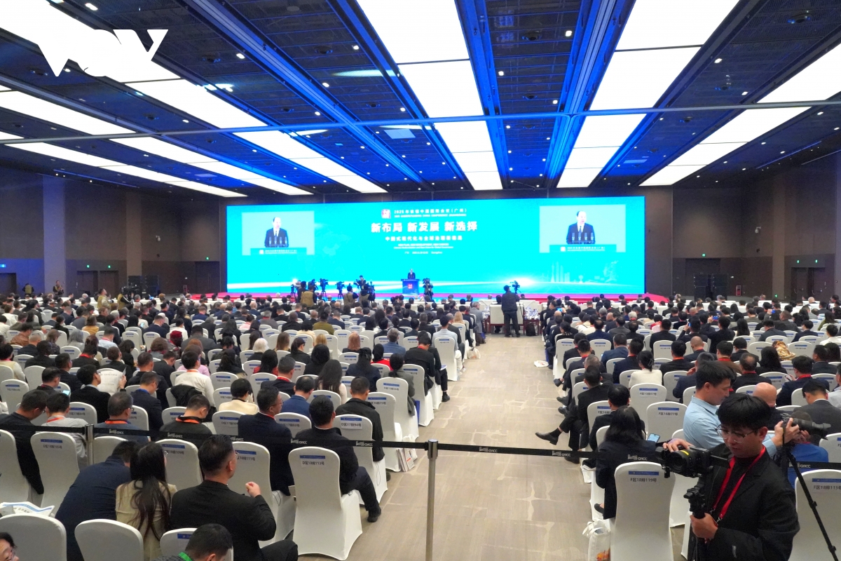 Trung Quốc nhấn mạnh triết lý phát triển lấy con người làm trung tâm