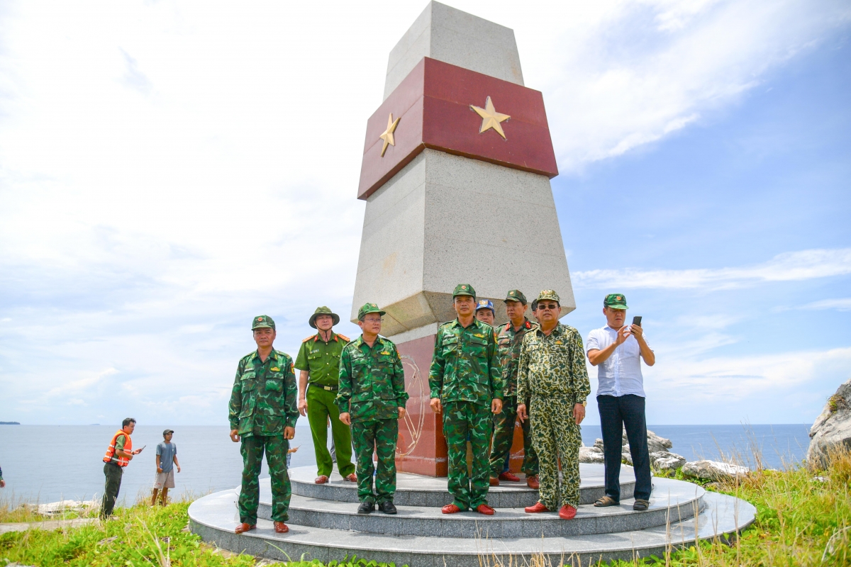 Doi thay noi dac khu tho chau - suc song moi, ky vong moi hinh anh 4