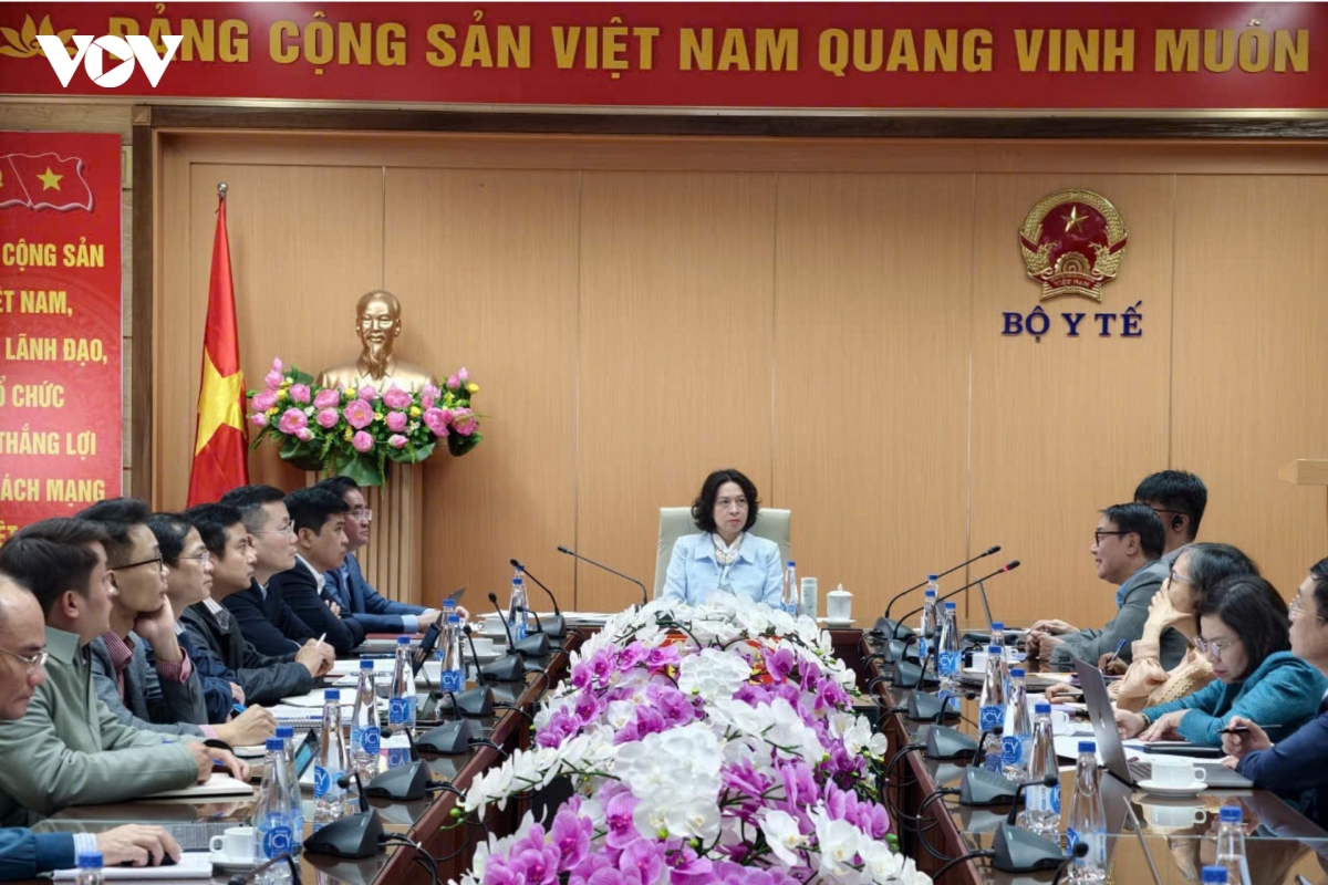 lao ghi nhan virus bai liet bien doi gene, bo y te hop truc tuyen toan quoc hinh anh 1