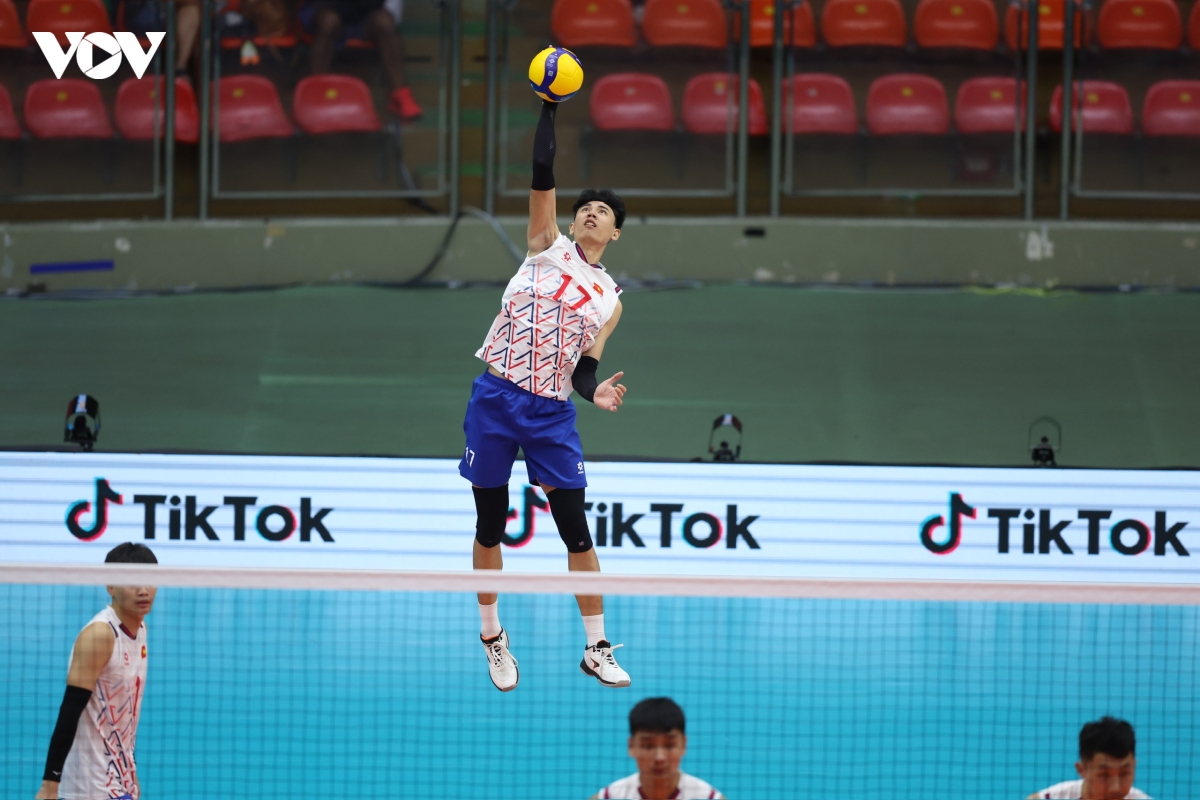 ket qua bong chuyen sea games 33 hom nay 13 12 Doi viet nam thang de tran ra quan hinh anh 3