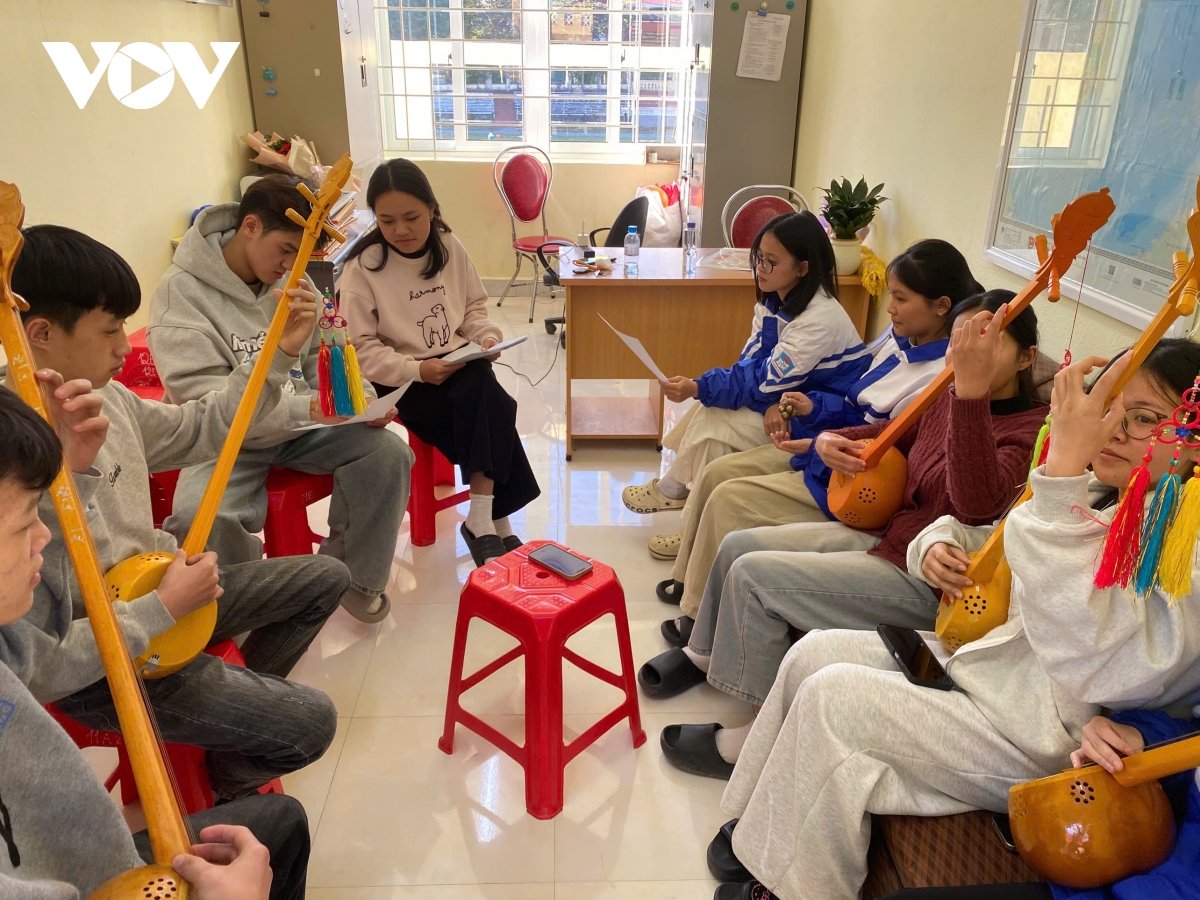 Khi tiếng Tày được số hóa tại một ngôi trường vùng cao