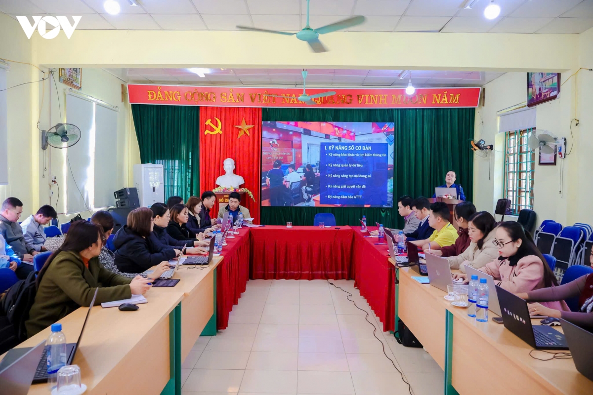 cao bang tang toc chuyen doi so o co so hinh anh 1