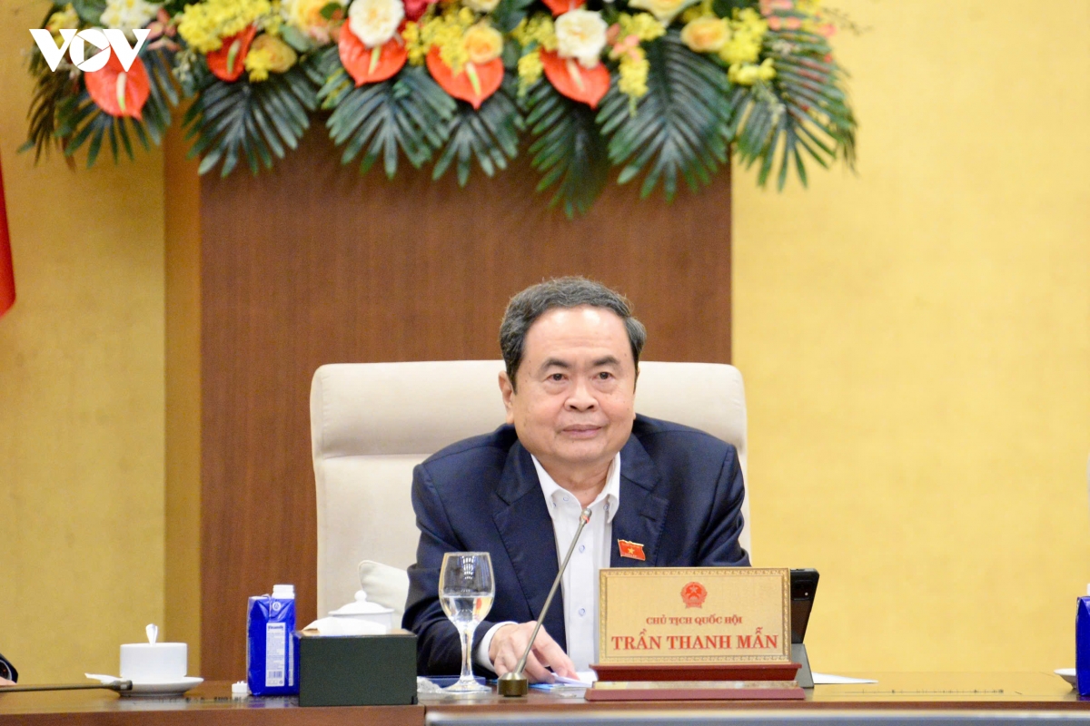 chu tich quoc hoi ho tro tai chinh cho bao chi thuc hien nhiem vu chinh tri hinh anh 2