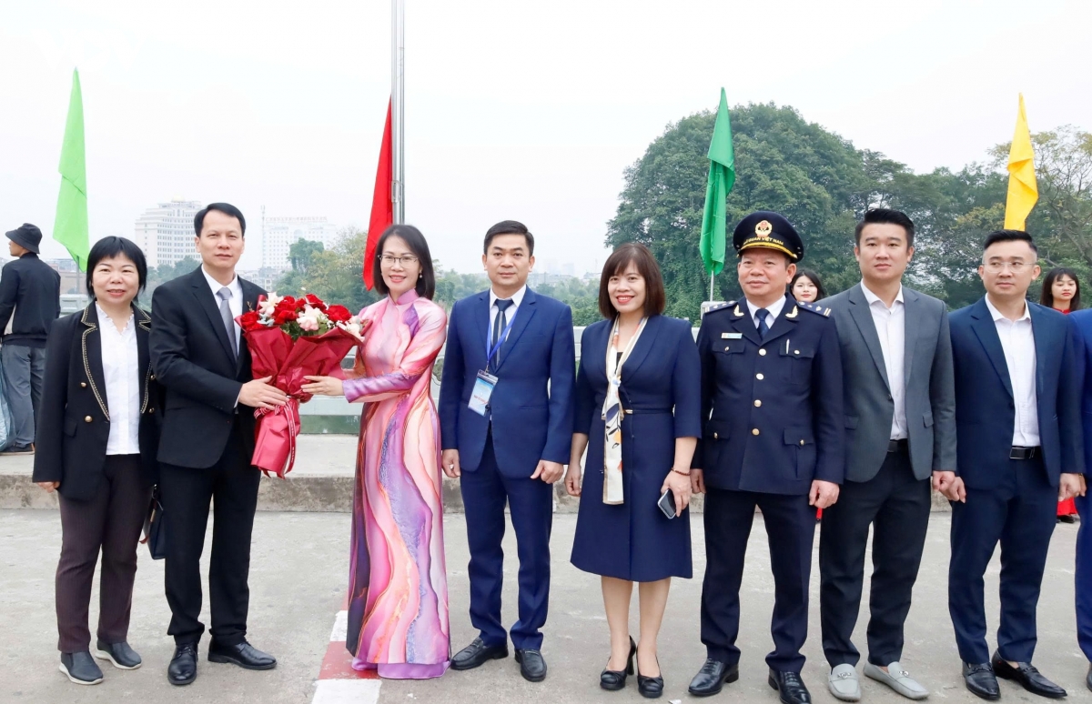 dien dan xuc tien dau tu, hop tac nganh nghe quang ninh- quang tay hinh anh 1