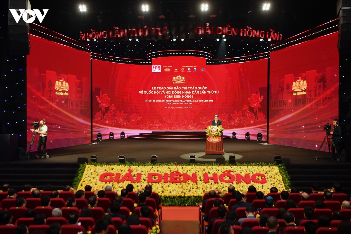 giai bao chi dien hong lan thu 4 vov xuat sac gianh 2 giai thuong hinh anh 9